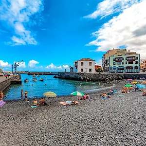 Lovely Lavaggi Sea View Apartamento